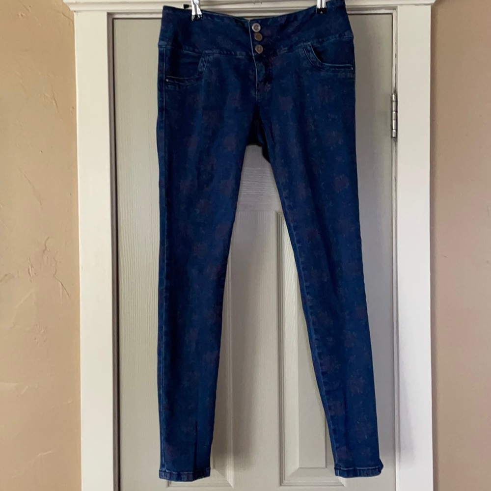 Cute subtle floral print jeans